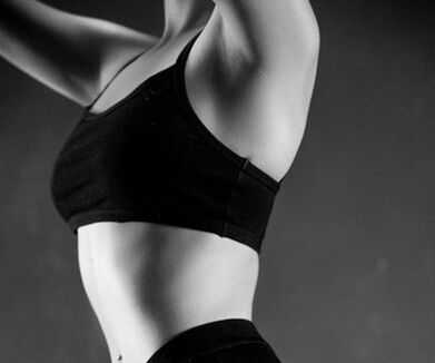 Štíhly ženský trup